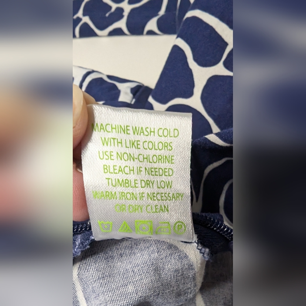 SEE DETAILS - Lilly Pulitzer Womens Size 8 Kristen Capri Cropped Navy Pants - Picture 6 of 15